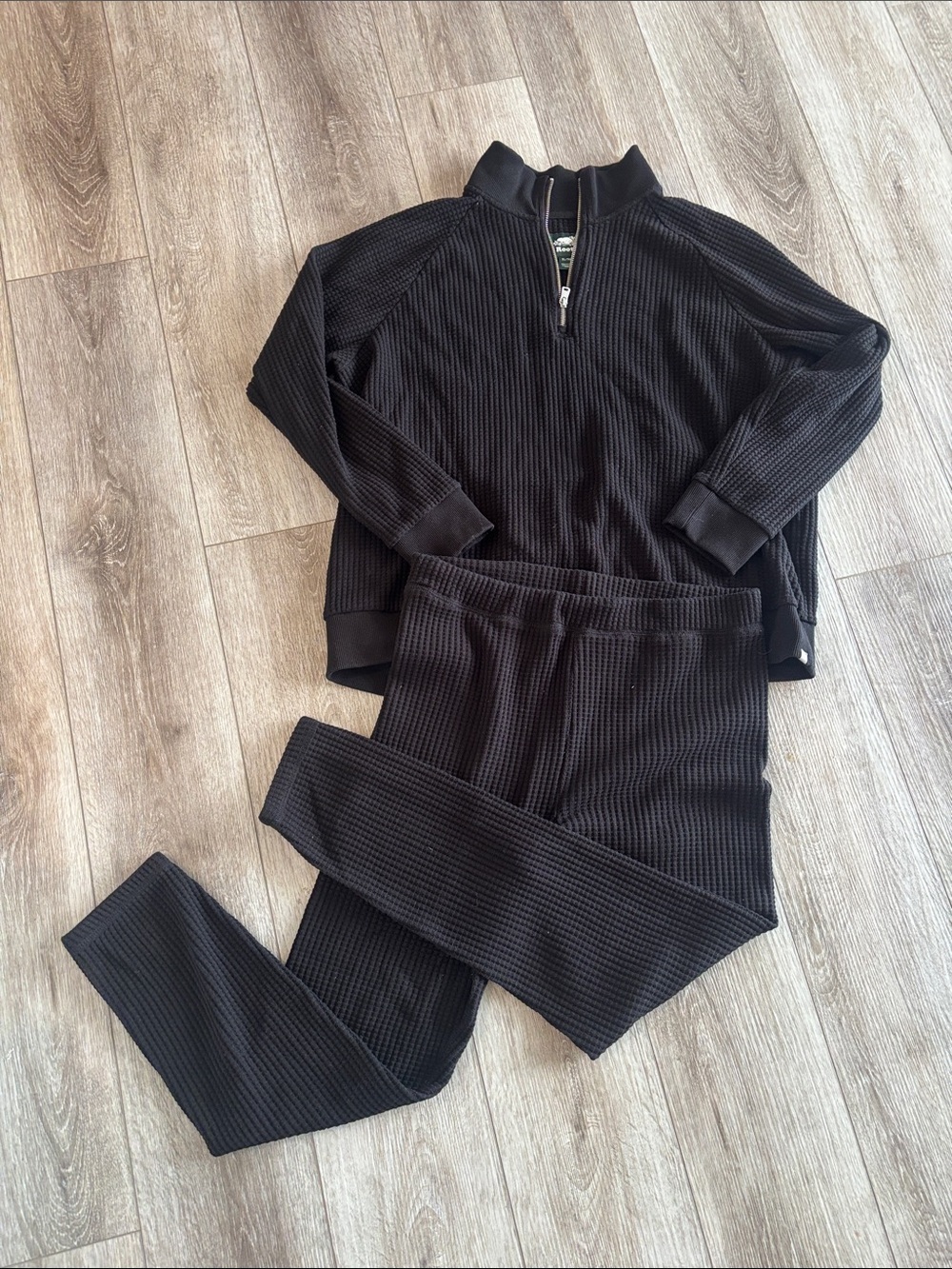 Roots Matching Black Set size XL